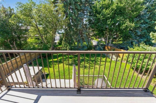 15 Woodacres Way Sw, Calgary, AB 