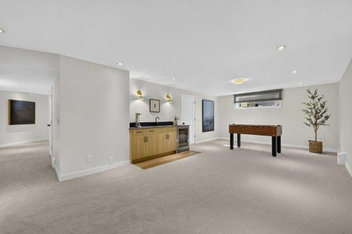 15 Woodacres Way Sw, Calgary, AB 