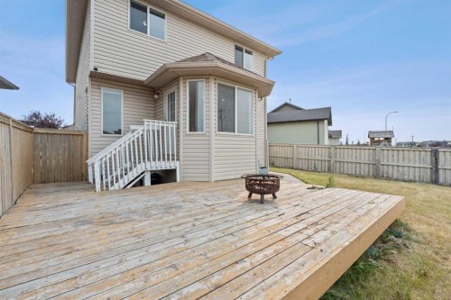 187 Martinvalley Crescent Ne, Calgary, AB - Outdoor With Exterior