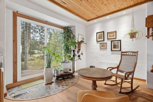 725 Calkins Place, Diamond Valley, AB - Indoor Photo Showing Other Room