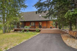 725 Calkins Place  Diamond Valley, AB T0L 2A0