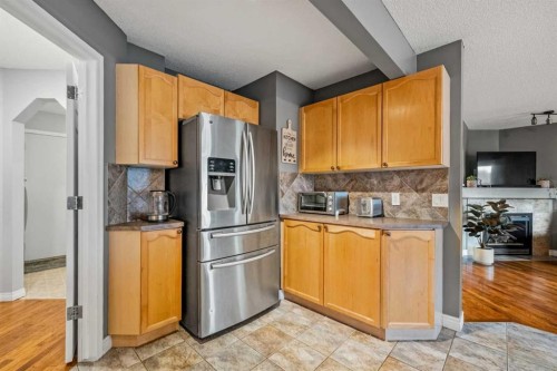 163 West Lakeview Passage, Chestermere, AB - Indoor Photo Showing Kitchen With Stainless Steel Kitchen