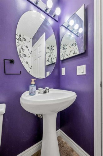 163 West Lakeview Passage, Chestermere, AB - Indoor Photo Showing Bathroom