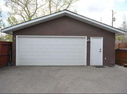 247 Simons Road Nw, Calgary, AB - Outdoor With Exterior