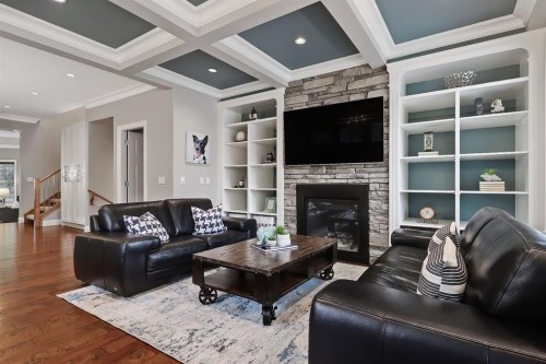 2639 27 Street Sw, Calgary, AB - Indoor Photo Showing Living Room With Fireplace