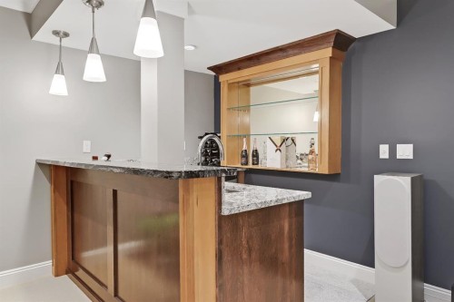 2639 27 Street Sw, Calgary, AB - Indoor