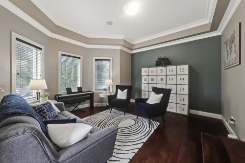 2639 27 Street Sw, Calgary, AB - Indoor
