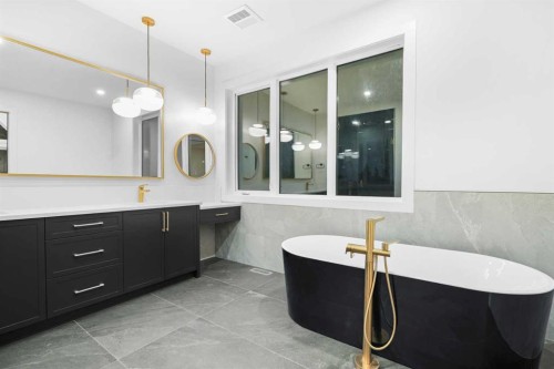 630 27 Avenue Ne, Calgary, AB - Indoor