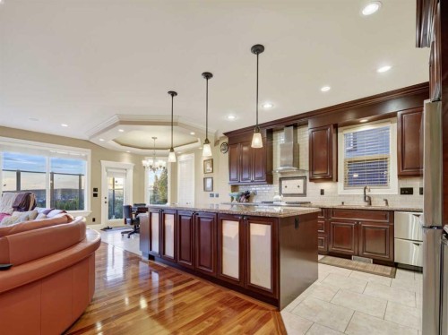 3221 77 Street Sw, Calgary, AB - Indoor Photo Showing Kitchen With Upgraded Kitchen