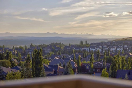 3221 77 Street Sw, Calgary, AB - Outdoor With View