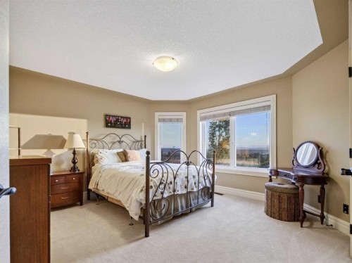 3221 77 Street Sw, Calgary, AB - Indoor Photo Showing Bedroom
