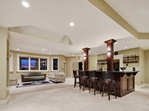 3221 77 Street Sw, Calgary, AB - Indoor Photo Showing Other Room