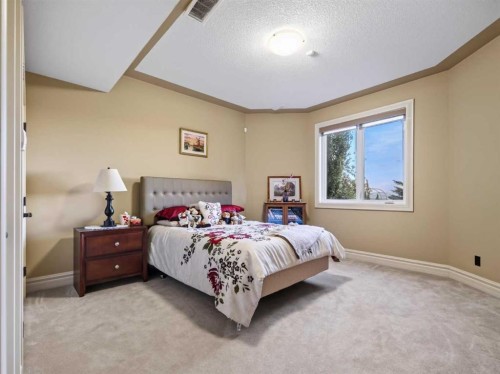 3221 77 Street Sw, Calgary, AB - Indoor Photo Showing Bedroom