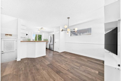 708 Tuscany Drive Nw, Calgary, AB - Indoor