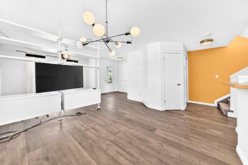 708 Tuscany Drive Nw, Calgary, AB - Indoor