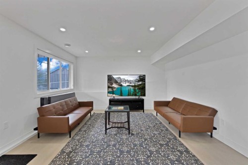 1125 Channelside Drive Sw, Airdrie, AB - Indoor Photo Showing Other Room