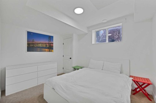 1125 Channelside Drive Sw, Airdrie, AB - Indoor Photo Showing Bedroom