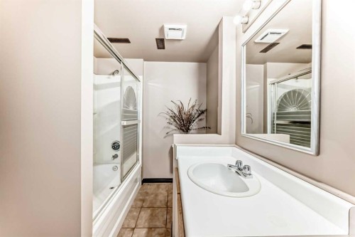 11 Huntstrom Place Ne, Calgary, AB - Indoor Photo Showing Bathroom