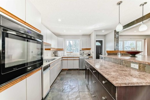11 Huntstrom Place Ne, Calgary, AB - Indoor Photo Showing Kitchen