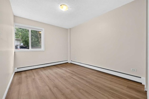 103-903 19 Avenue Sw, Calgary, AB - Indoor Photo Showing Other Room