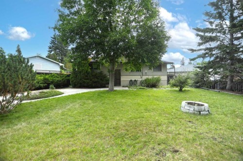 93 Winslow Crescent Sw, Calgary, AB - Outdoor