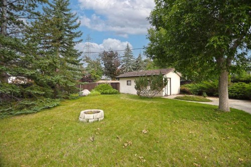 93 Winslow Crescent Sw, Calgary, AB - Outdoor