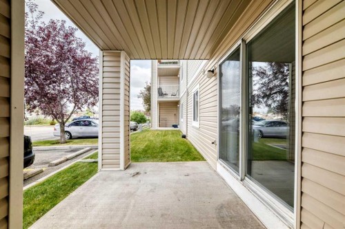 109-1717 60 Street Se, Calgary, AB - Outdoor With Exterior