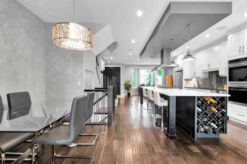 425 21 Avenue Nw, Calgary, AB - Indoor Photo Showing Dining Room