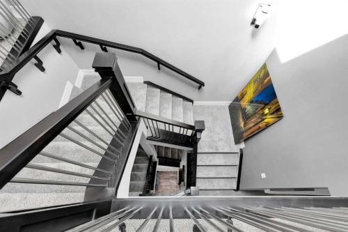 425 21 Avenue Nw, Calgary, AB -  With Exterior