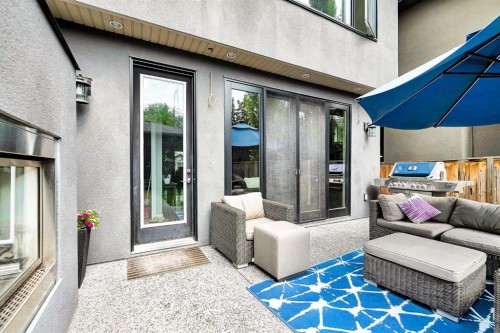 425 21 Avenue Nw, Calgary, AB - Outdoor With Deck Patio Veranda With Exterior