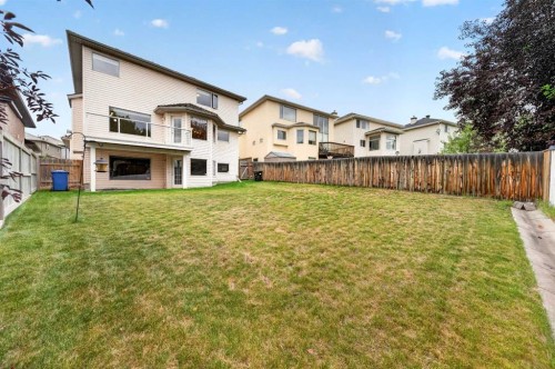 307 Edgeridge Gardens Nw, Calgary, AB - Outdoor