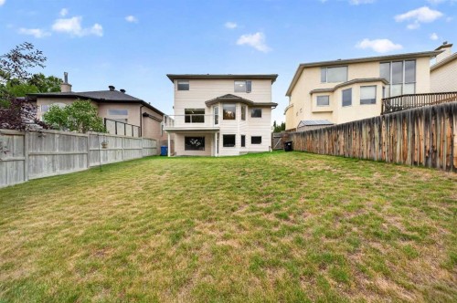 307 Edgeridge Gardens Nw, Calgary, AB - Outdoor