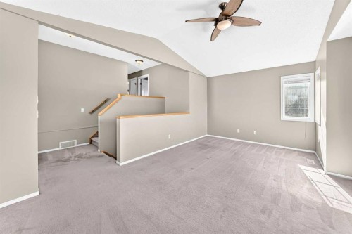 16 Royal Birch Rise Nw, Calgary, AB - Indoor Photo Showing Other Room