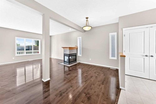 16 Royal Birch Rise Nw, Calgary, AB - Indoor With Fireplace