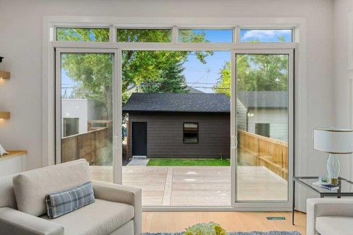 2311 6 Avenue Nw, Calgary, AB - Indoor