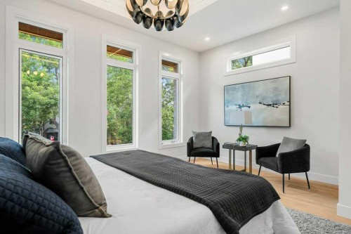 2311 6 Avenue Nw, Calgary, AB - Indoor Photo Showing Bedroom