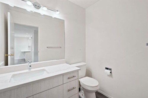 84-5810 Patina Drive Sw, Calgary, AB - Indoor Photo Showing Bathroom
