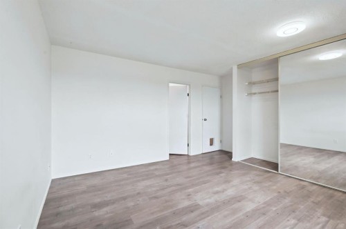 84-5810 Patina Drive Sw, Calgary, AB - Indoor Photo Showing Other Room
