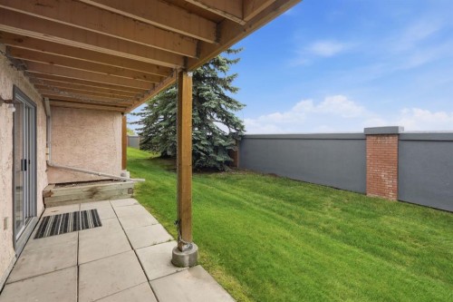 84-5810 Patina Drive Sw, Calgary, AB - Outdoor With Exterior