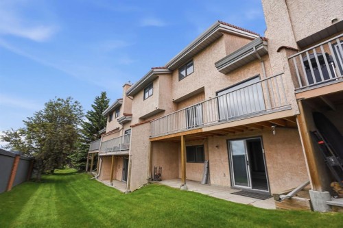 84-5810 Patina Drive Sw, Calgary, AB - Outdoor With Exterior