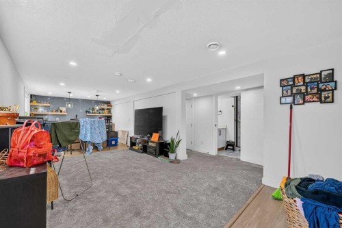 2415 22 Avenue Sw, Calgary, AB 