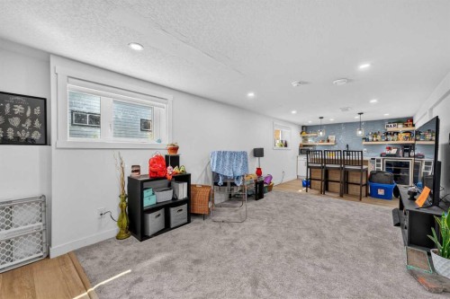 2415 22 Avenue Sw, Calgary, AB 