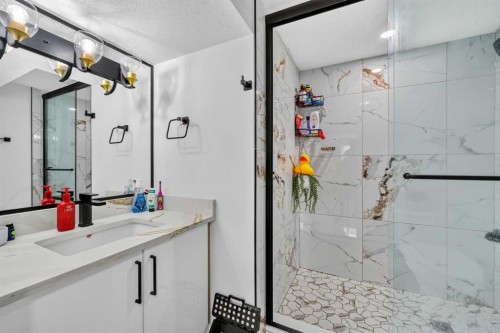 2415 22 Avenue Sw, Calgary, AB 