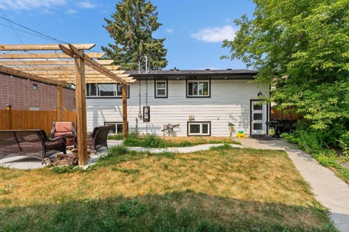 2415 22 Avenue Sw, Calgary, AB 