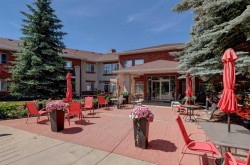 205-550 Prominence Rise SW Calgary, AB T3H 5J1