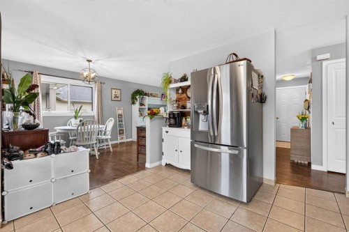 121 Edey Close, Cremona, AB - Indoor