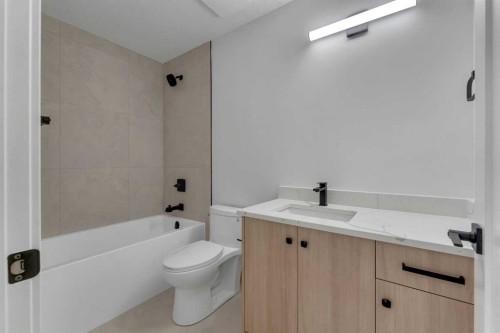 111 North Bridges Garden, Langdon, AB - Indoor Photo Showing Bathroom