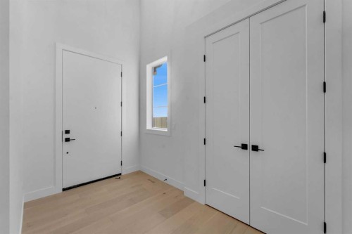 111 North Bridges Garden, Langdon, AB - Indoor Photo Showing Other Room