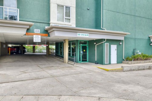 107-3101 34 Avenue Nw, Calgary, AB - Outdoor