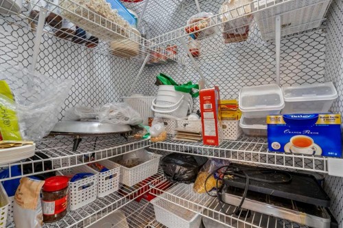 181 Tuscarora Place Nw, Calgary, AB - Indoor